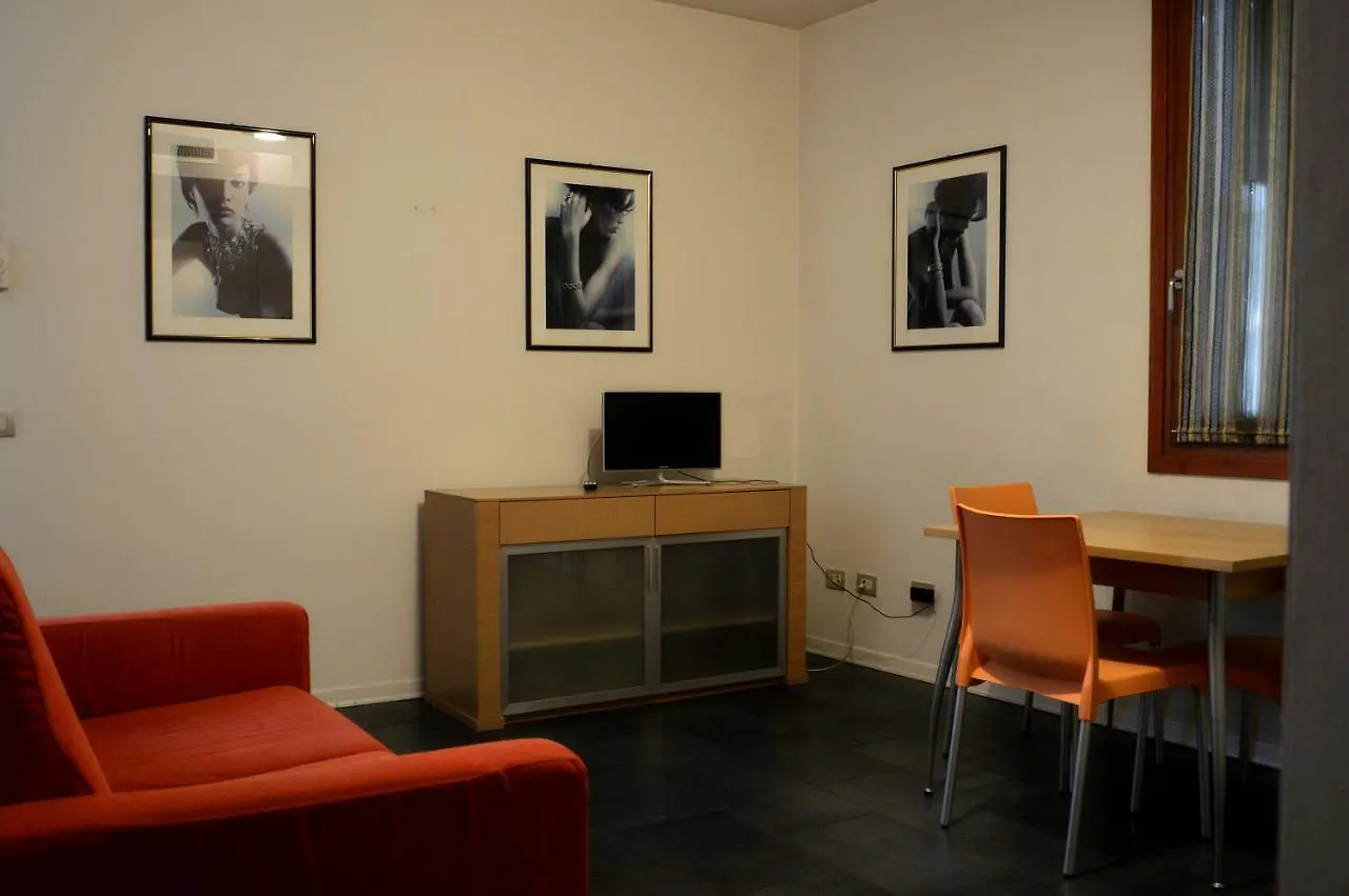 Letizia Sans Soucis Apartment Verona Italy